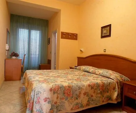 Hotell Hotel Fernanda 3*