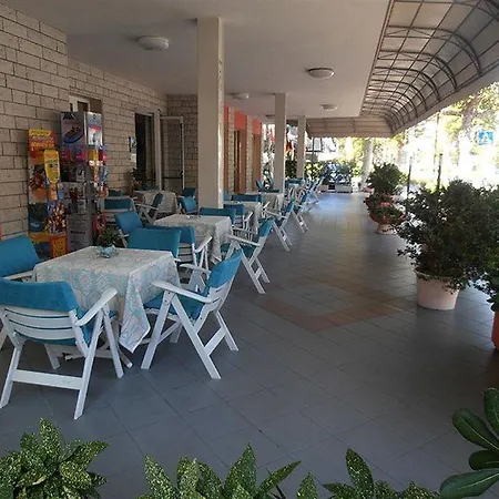 فندق Fernanda 3*