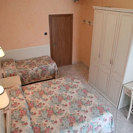 Fernanda Hotel 3*