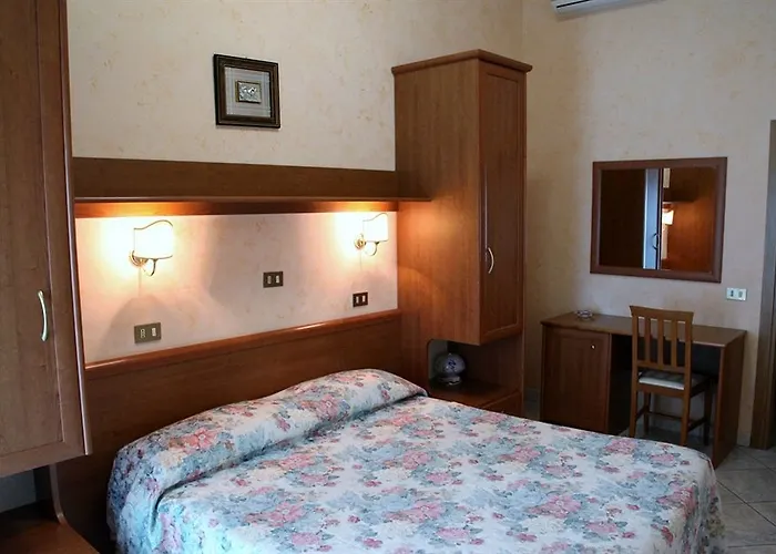Hotel Villa Fernanda 3* Cesenatico